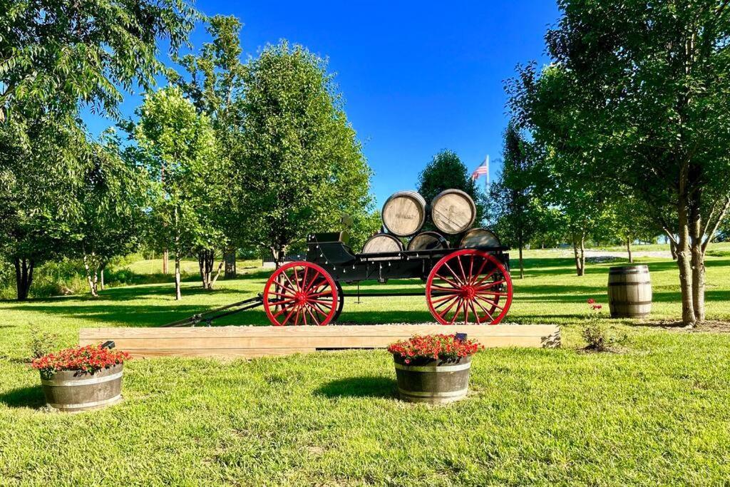 #4 Kentucky Bourbon Trail Bourbon Barrel Cottages Lawrenceburg Exteriér fotografie