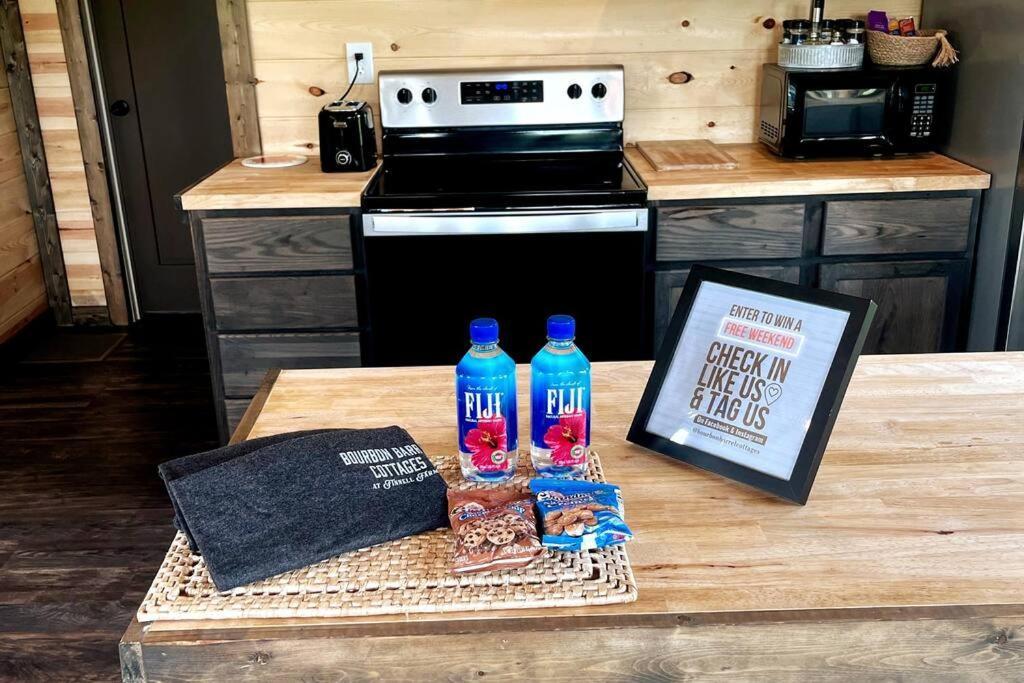 #4 Kentucky Bourbon Trail Bourbon Barrel Cottages Lawrenceburg Exteriér fotografie
